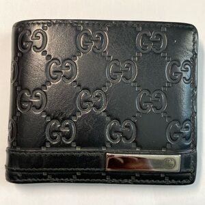 Gucci Men’s GG Guccissima Black Leather Bi-Fold Wallet